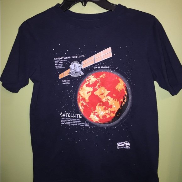 2 Graphic Tee’s Glow💡In The Dark kids - Picture 3 of 11